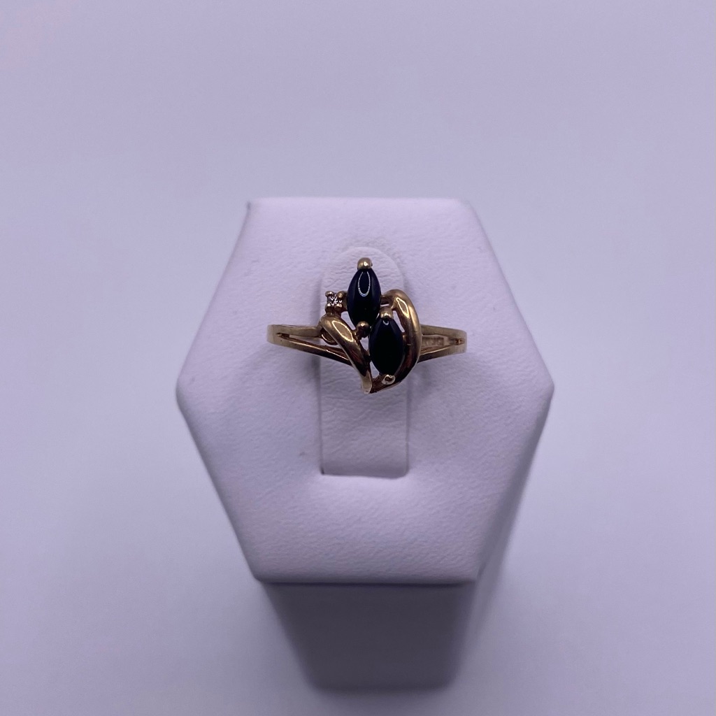 10k Yellow Gold Black Onyx And Diamond Ring